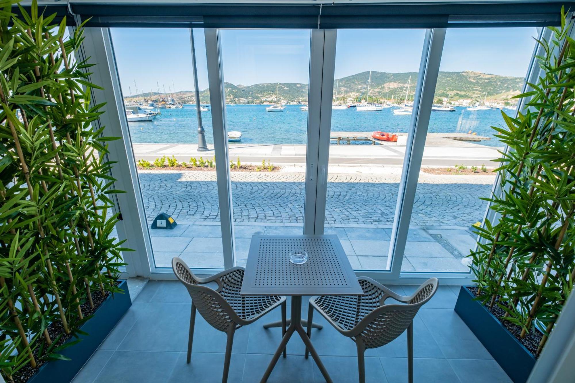 Bd Suites โฟชา ภายนอก รูปภาพ