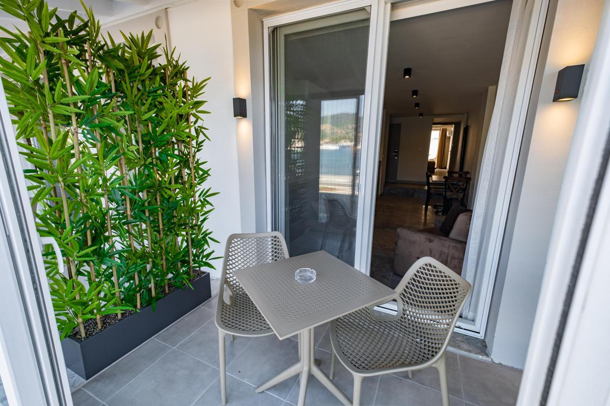 Bd Suites โฟชา ภายนอก รูปภาพ